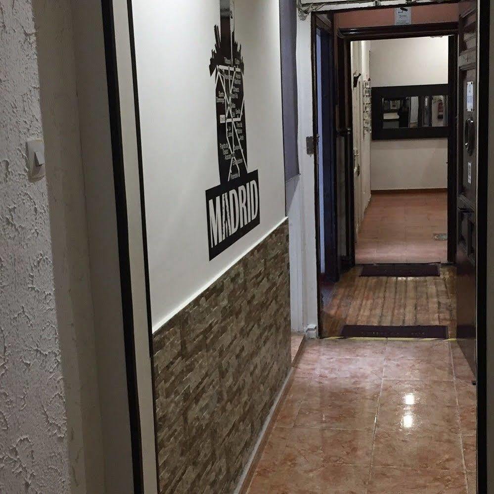 Hostal Oliver มาดริด ภายนอก รูปภาพ